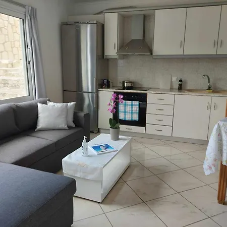 Apartament Baso Hilltop