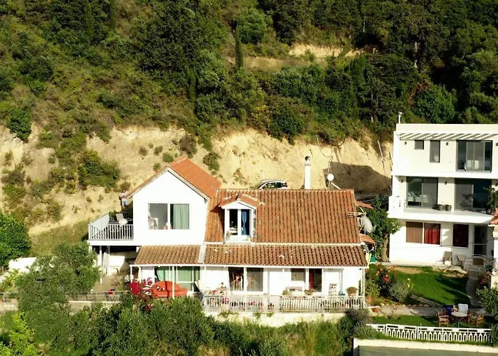 Baso Hilltop * Argassi