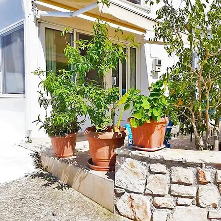 Apartament Baso Hilltop