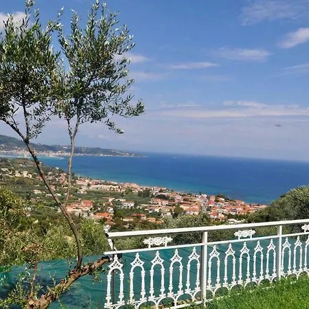 アパート Baso Hilltop *